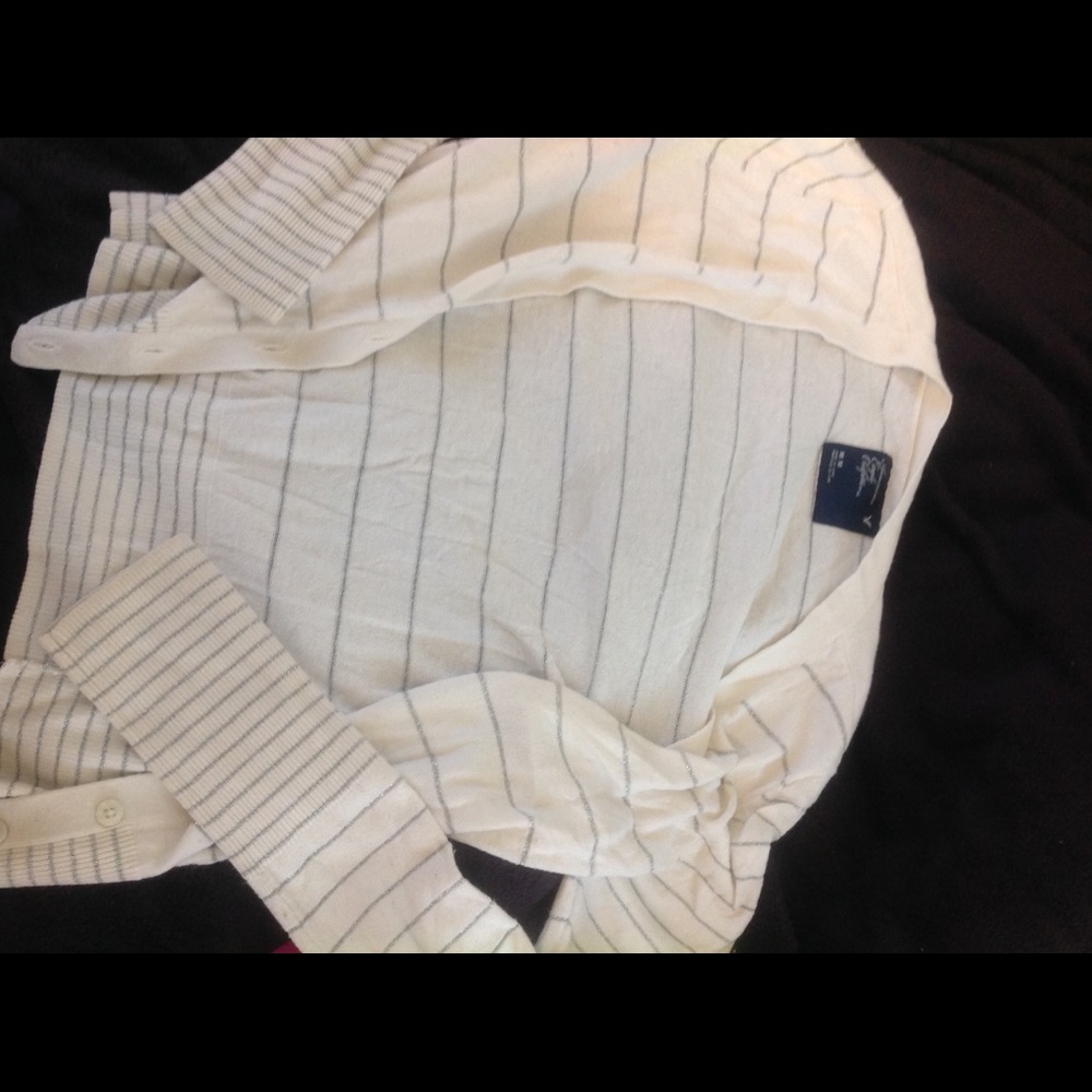 American eagle cardigan size medium